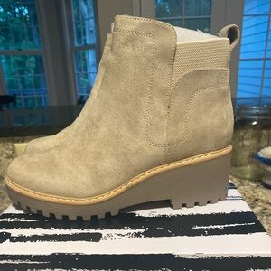 Dolce Vita Rango Boots